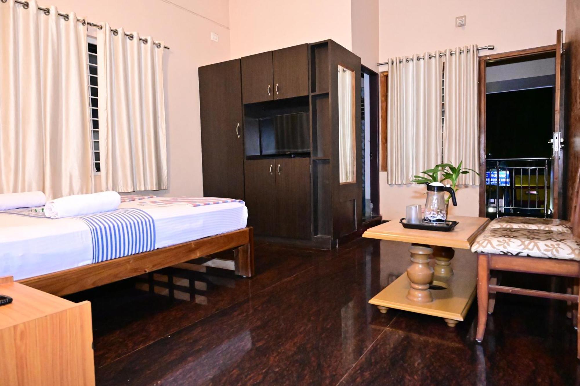 Jaya Paradise Māvalli Extérieur photo